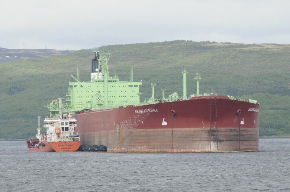 The oil tanker 'Belokamenka' in the Kola Bay. Photo: Thomas Nilsen