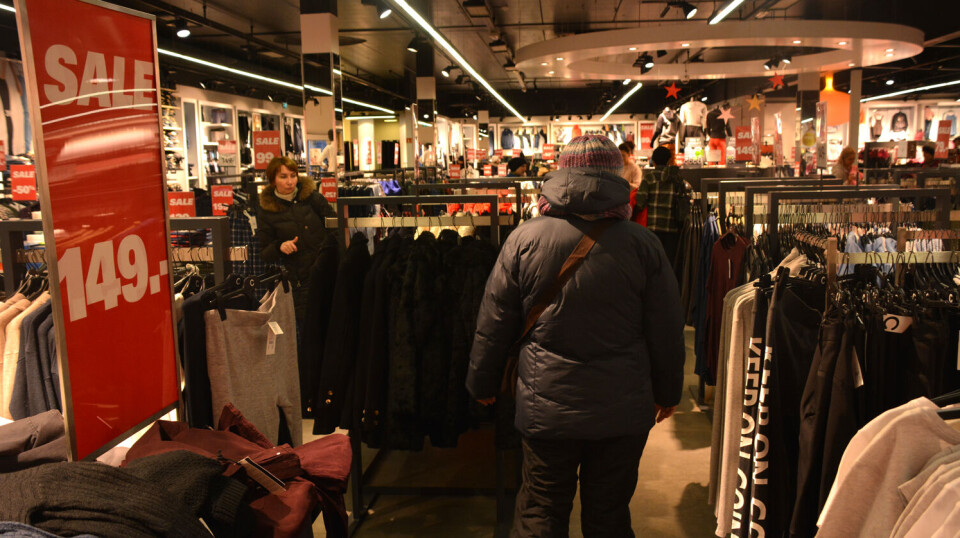 Shopping in Kirkenes. Photo: Atle Staalesen