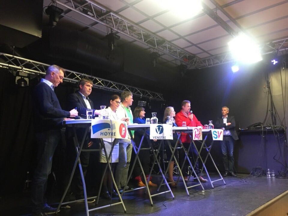 Bengt Rune Strifeldt (second from left) takes part in political debate in Kirkenes. Photo: Atle Staalesen