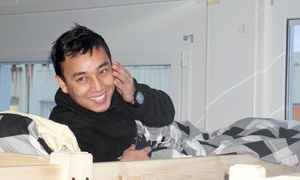 Ranjan got a warm bed in Norway after three days on travel across Russia's snow-covered Kola Peninsula. Photo: Thomas Nilsen