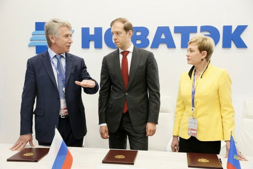 Novatek leader Leonid Mikhelson, Minister Denis Manturov and Marina Kovtun. Photo: gov-murman.ru