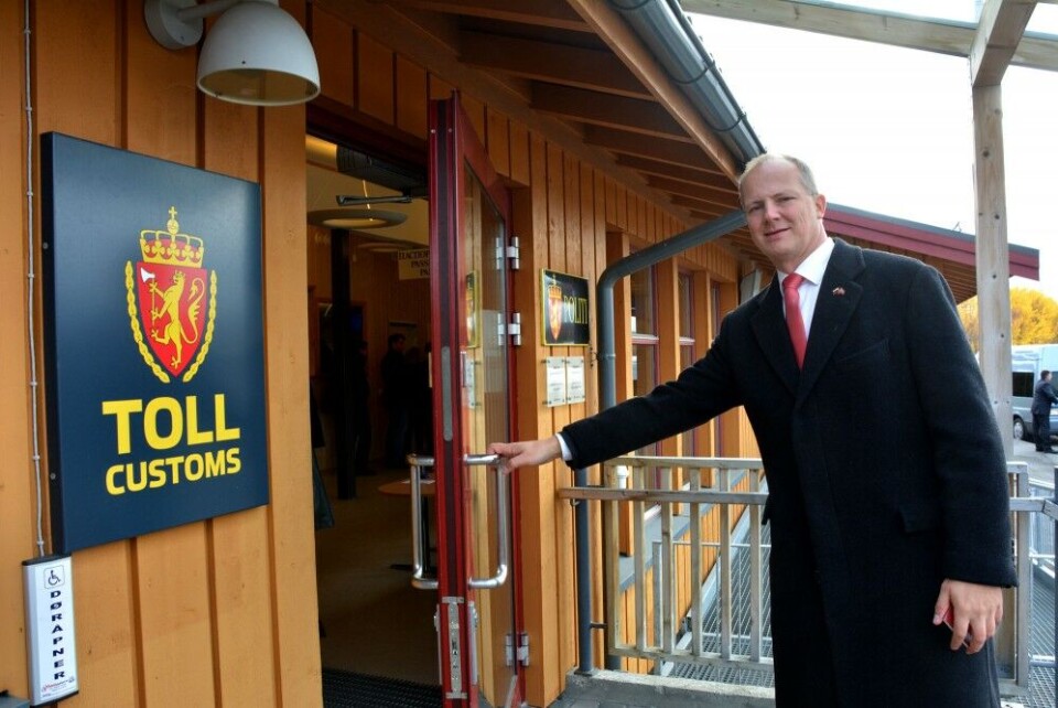 Norwegian Minister of Transport Ketil Solvik-Olsen keeps a door open for new border-crossing point at Storskog. Photo: Atle Staalesen
