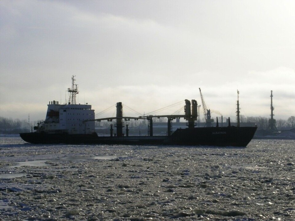 Tanker sailing the icy waters of the Northern Dvina River in Russia. Photo: Thomas Nilsen