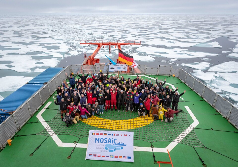 The MOSAiC crew and scientists gathered on the deck as Polarstern reached the North Pole. Photo: Lianna Nixon / MOSAiC