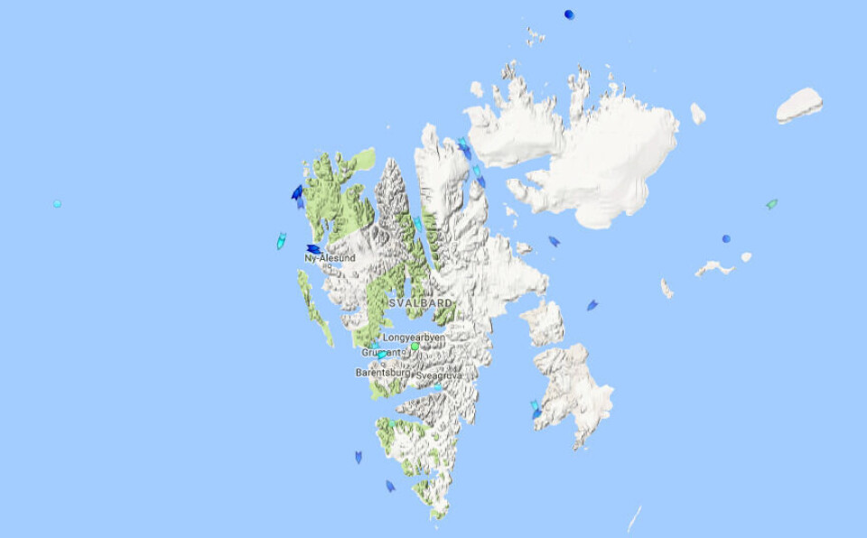 Screenshot from MarineTraffic.com shows passenger vessels (blue) even at the most remote places north of Svalbard.