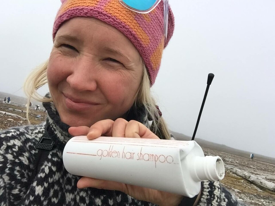 Silje Hagen finds all kinds of plastic waste on the shores at Svalbard. Photo: Selfie