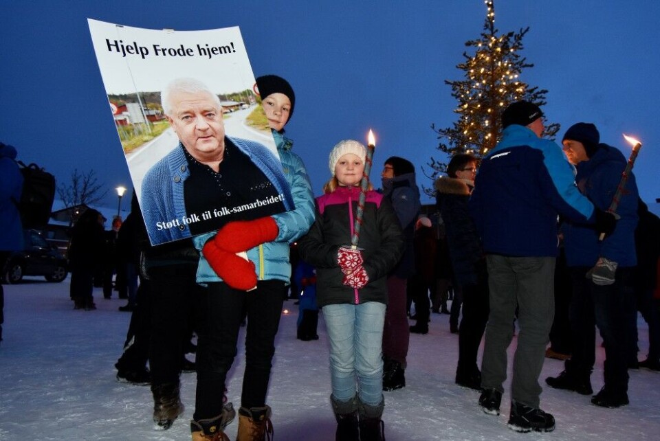 Rally in support of Frode Berg. The poster reads 'Help Frode Home! Photo: Thomas Nilsen