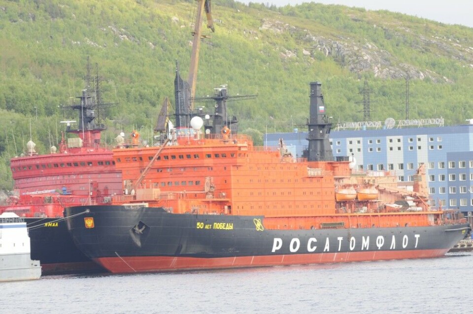Российские атомные ледоколы «50 лет Победы» и «Ямал» в порту Мурманска. Фото: Томас Нильсен