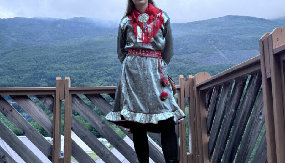 Ella Marie says it’s necessary to honor the ancestors and continue to fight for Sámi rights. Photo: Olesia Krivtsova.