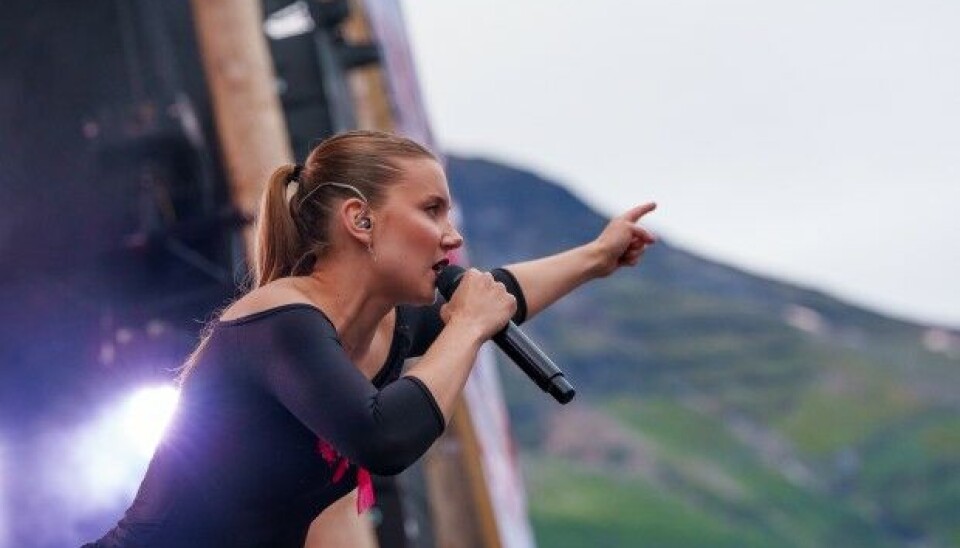 Although Ella Marie is grateful that her music has sparked a wider interest for Sámi culture, she feels saddened by the ignorance of the Sámi Peoples’ struggles. Photo: Riddu/ Ørjan Marakatt Bertelsen