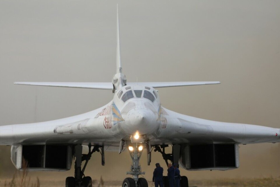 Отправной и конечной точкой полета двух российских бомбардировщика Ту-160 стала авиабаза Энгельс в Саратовской области на юге страны. Фото: Минобороны России.