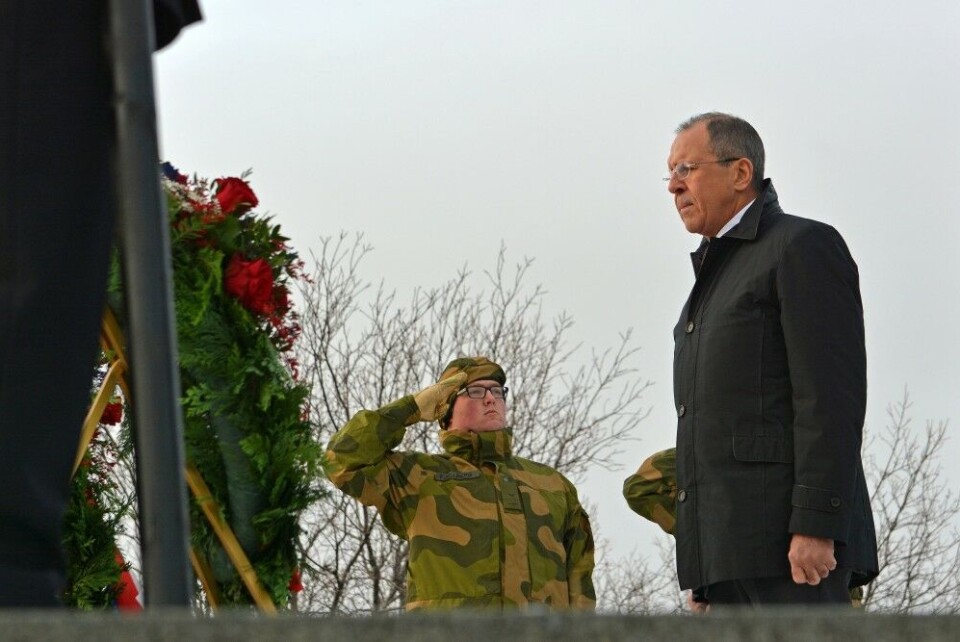 Lavrov laid wreaths at the monument to Soviet soldier in Kirkenes in 2014 at the 70th anniversary of the liberation of Finnmark from German occupation by the Soviet Red Army. Photo: Thomas Nilsen