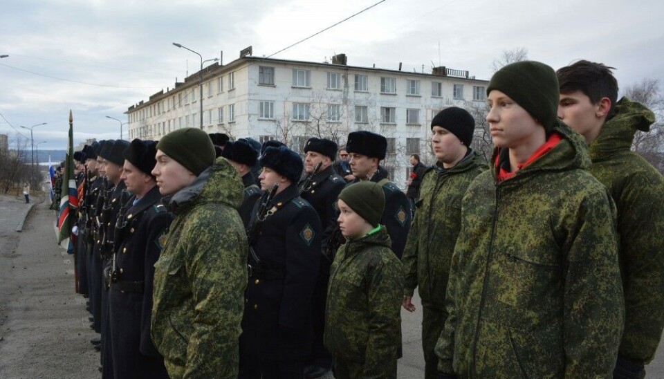 Military march in Russian border town of Nikel, Murmansk region. Photo: Atle Staalesen