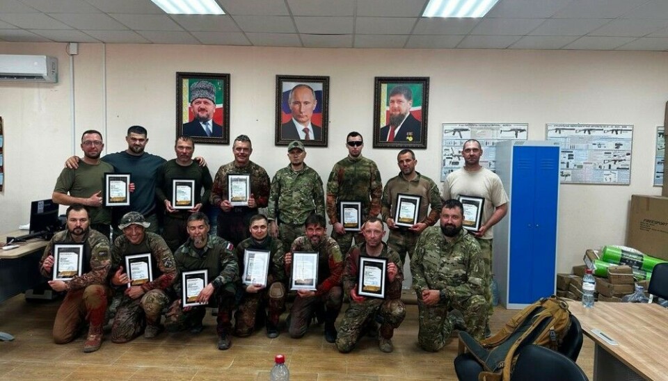 Petrozavodsk city Mayor Vladimir Lyubarsky (forth from left in the back) at the Spetsnaz University in Chechnya. Photo: Lyubarsky at VK