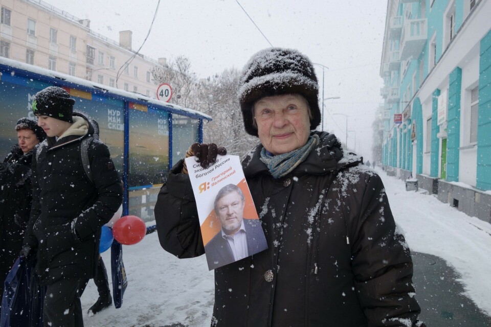 Nataliya Vladimirovna campaigns for Yabloko leader Grigory Yavlinsky. Photo: Atle Staalesen