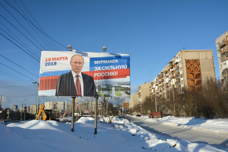 “Murmansk for a strong Russia”, says Putin’s billboards in the Russian Arctic city. Photo: Atle Staalesen