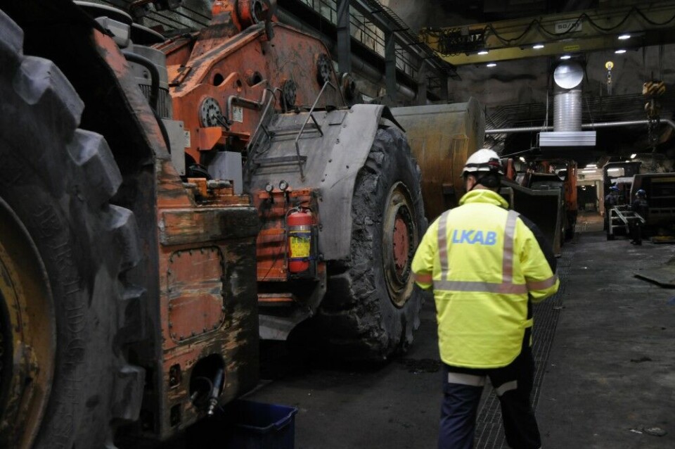 Diesel-powered mining vehicles like this one belongs to the past. Photo: Thomas Nilsen