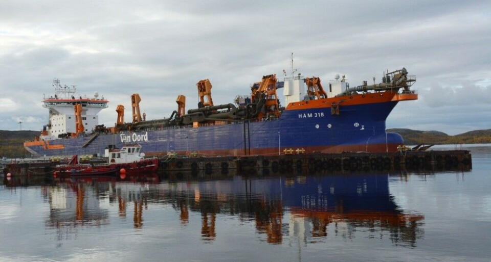 Dredger on its way to Gulf of Ob with stopover in Kirkenes, Norway. Photo: Atle Staalesen