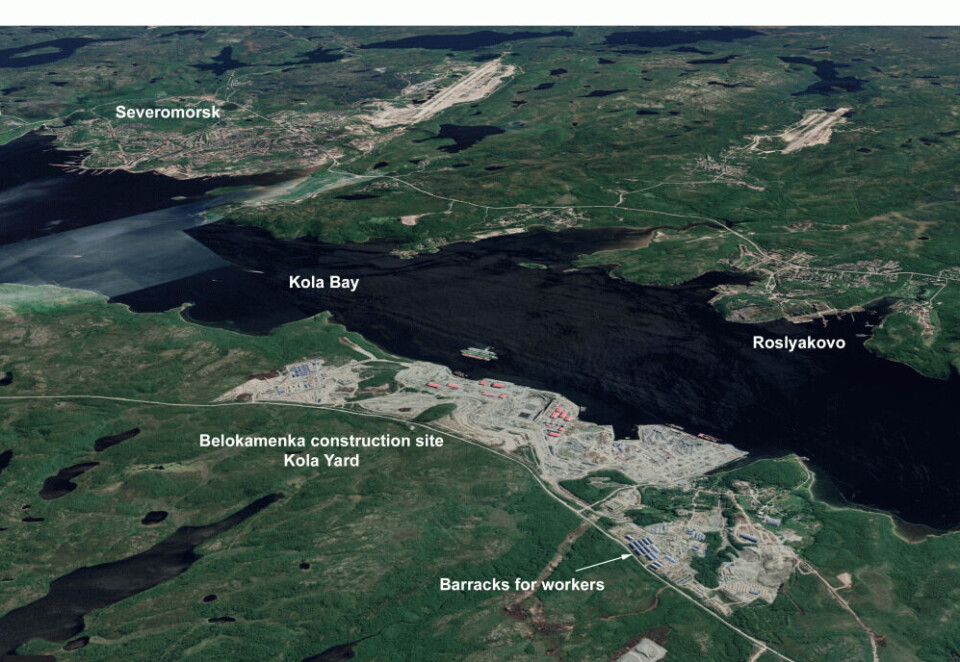 Belokamenka is located on the west side of the Kola Bay with the Russian Northern Fleet’s Headquarters in Severomorsk to the north and the navy yard No. 82 in Roslyakova across the bay. The Northern Fleet’s airport can be seen in the horizon. Image: Barents Observer / Google Earth