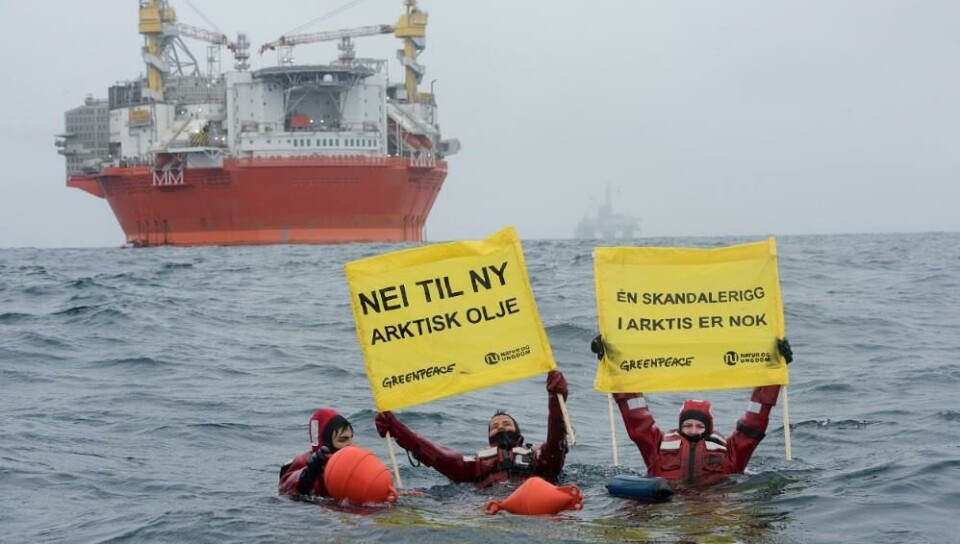 Nature and Youth and Greenpeace activists in protest near Goliat oil-platform in the Barents Sea in late July. Photo: Greenpeace