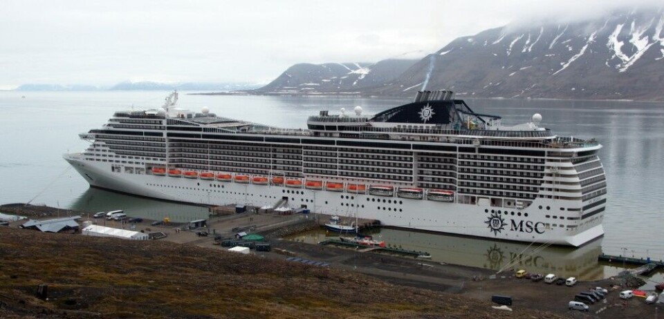 Cruise ship at port in Longyearbyen. Photo: Bjørn Frantzen