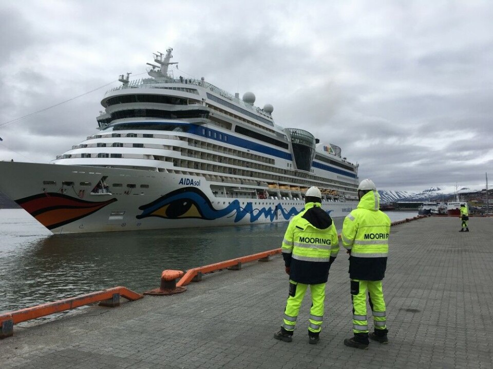 Busy work in Longyear. Photo: Kjetil Bråten, Longyear Sea Port