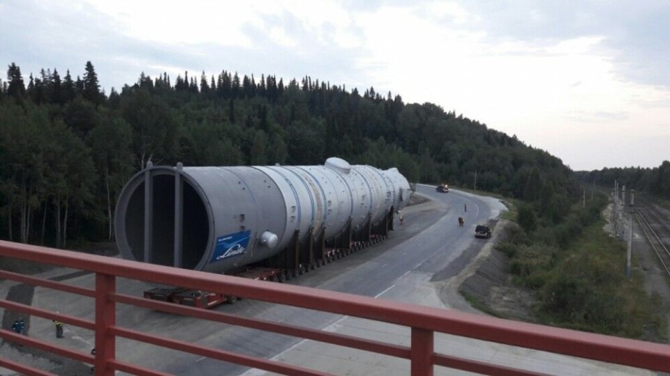 Large-size plant component transported to the new refinery in Tobolsk. Photo: sibur.ru