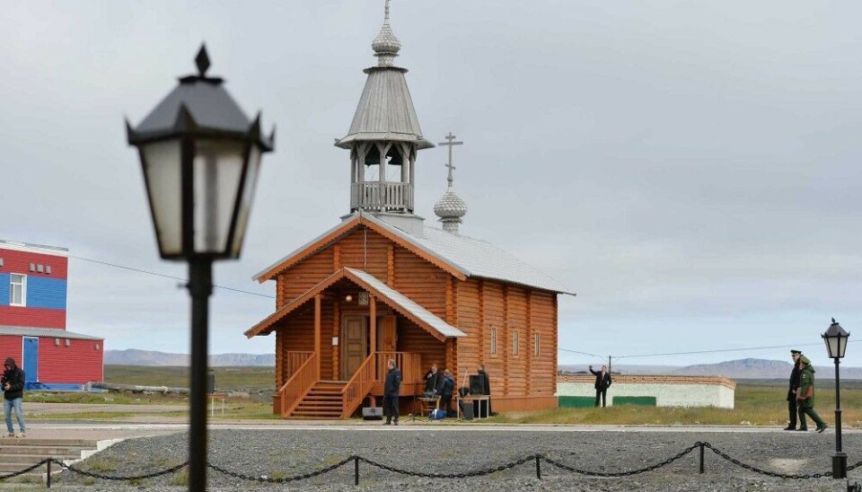 The existing church in Belushya Guba will be moved to nearby Rogachevo. Photo: Patriarchia.ru