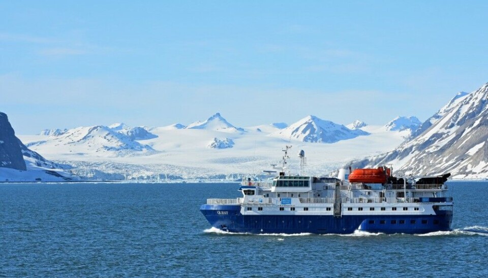 The cruise vessel sailing South-Spitsbergen national park at Svalbard. Photo: Thomas Nilsen