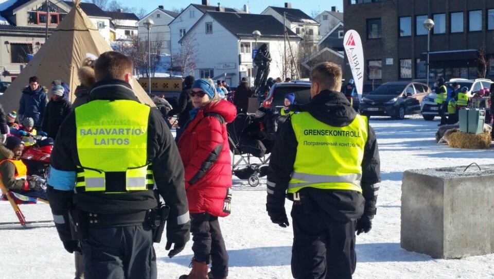 In the high north, Norwegian and Finnish border control officers cooperate on regular basis. Here from Kirkenes. Photo: Thomas Nilsen