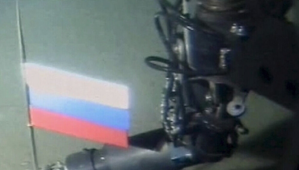 In 2007, Artur Chilingarov took part on board as two mini submarines dived to the seafloor at the North Pole and planted the Russian flag.