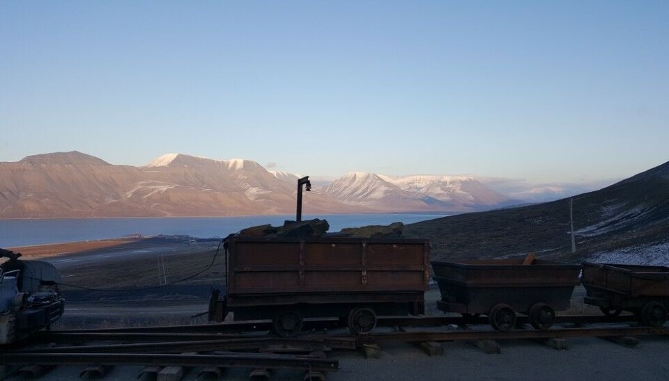 Norway has shut down many coal mines around Longyearbyen, Svea, and Ny-Ålesund. Photo: Thomas Nilsen