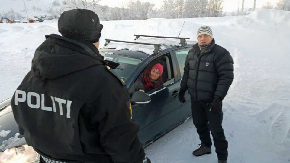 Merete Eriksson and Eirik Nilsen outside Finnmark Reception Centre. Photo: Thomas Nilsen