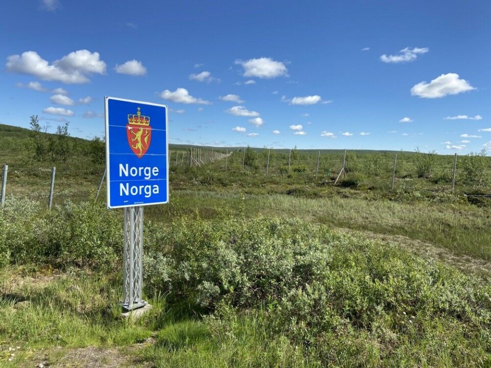 The Norwegian-Finnish border at Kivilompolo-Kautokeino is already marked with the Sámi name Norga. Photo: Thomas Nilsen