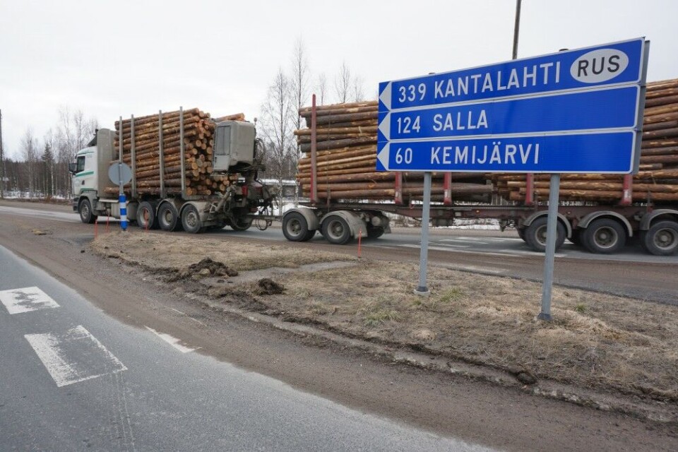 Road towards Salla border checkpoint between Lapland and Russia’s Kola Peninsula. Photo: Thomas Nilsen