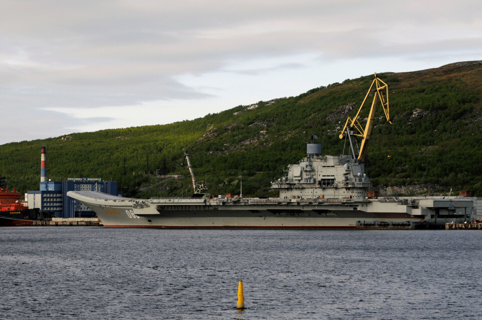 “Admiral Kuznetsov” at port at yard No. 35 in Murmansk next to Atomflot icebreaker base. Photo: Thomas Nilsen