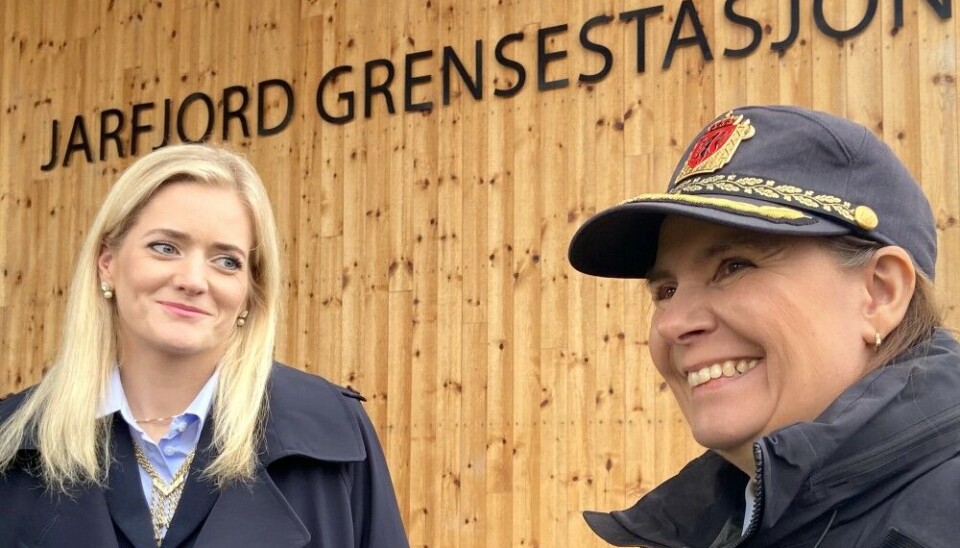 Minister of Justice, Emilie Enger Mehl (left), met with Chief of Police in Finnmark, Ellen Katrine Hætta, on Sunday and discussed measures to tighten control along Norway's border with Russia. Photo: Thomas Nilsen