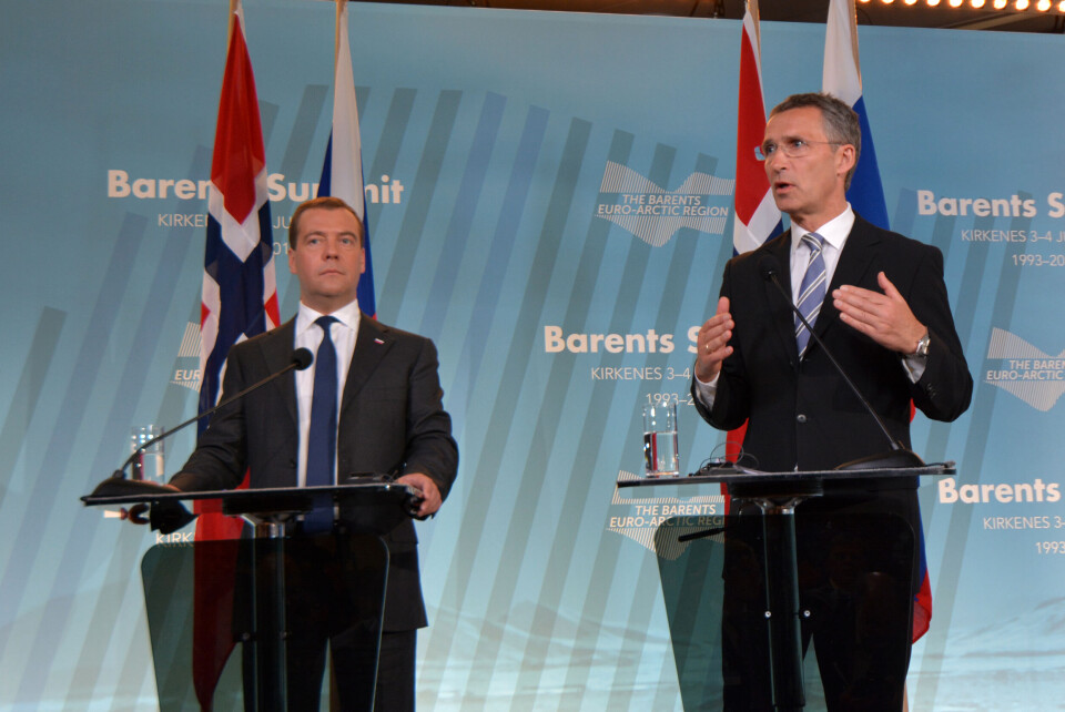 Medvedev and Stoltenberg at the Barents Summit Press Conferance in Kirkenes, June 4, 2013. Photo: Thomas Nilsen
