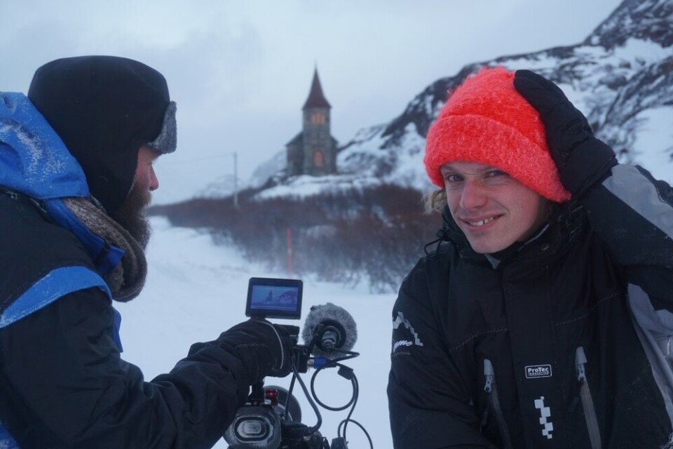 Pål Moddi Knutsen in Grense Jakobselv with a red balaclava. Photo: Thomas Nilsen