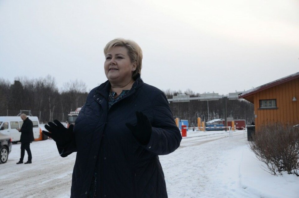 There is contact between Norway and Russia over the migrant situation, Erna Solberg confirms.