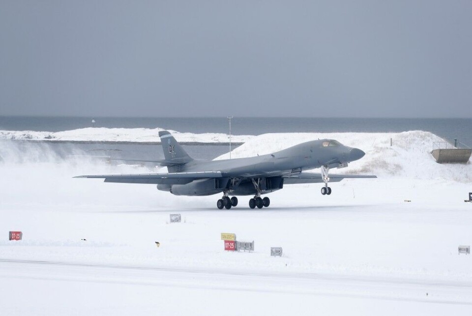 First-time-landing: American B-1B bomber makes touchdown at Bodø Air Base. Photo Torbjørn Kjosvold / Forsvaret