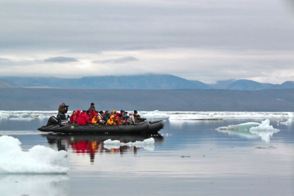 Tourists at Franz Josef Land. Photo: Russian Ministry of Natural Resources