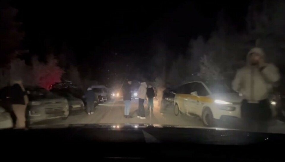 Big lines of cars and migrants near the border-crossing point of Salla. Screenshot of video shared by Governor Andrei Chibis on Telegram