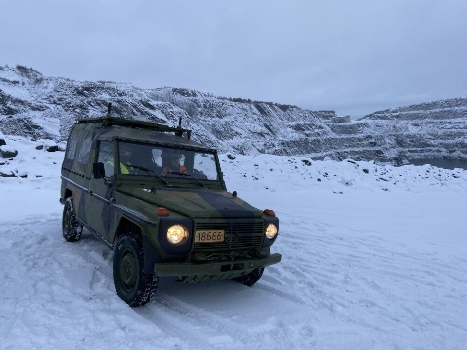 Military vehicle in the open-pit mine. Photo: Thomas Nilsen