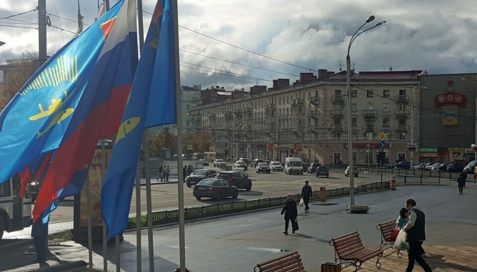 Warm start of the autumn in Murmansk. Here from the five corner square. Photo: Thomas Nilsen
