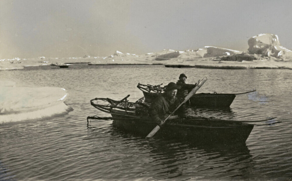 Fridtjof Nansen and Hjalmar Johansen in kayaks at Franz Josef Land in July 1896. From the photo archive of the National Library of Norway