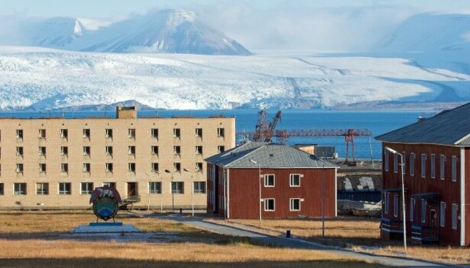Pyramiden, a Soviet-era ghost town at 79°North had an average temperature of 10°C for July. Not good news for the melting Nordenskiold glacier on the horizon. Photo: Thomas Nilsen