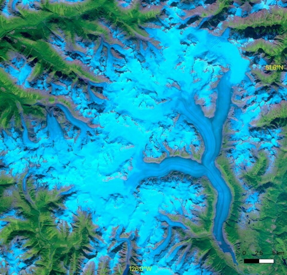 Klinaklini Glacier and the Ha-Iltzuk Icefield, British Columbia as imaged by NASA’s ASTER sensor on 21 Sept, 2000. (Courtesy University of Northern British Columbia)