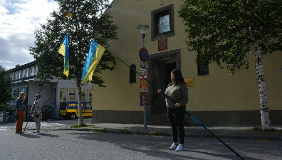 Anti-war protest in front of the Russian General Consulate in Kirkenes. Photo: Atle Staalesen