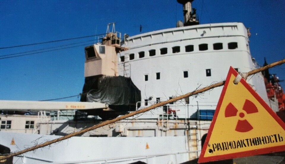 In 1993, the quay at Atomflot where “Lepse” was moored was sealed of with radiation warning signs. Photo: Thomas Nilsen